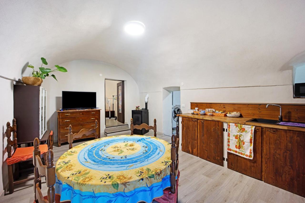 Willa Casa Da Gina Dolceacqua Zewnętrze zdjęcie