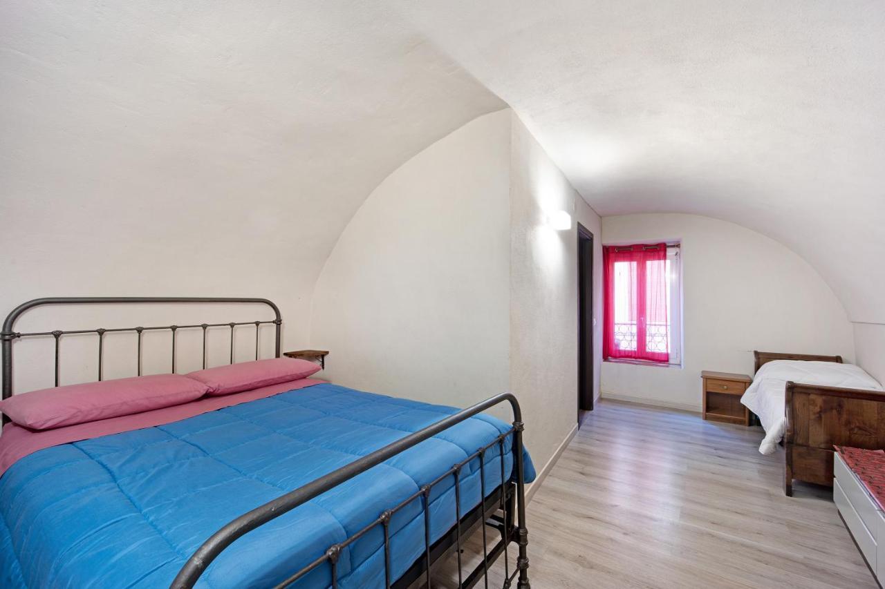 Willa Casa Da Gina Dolceacqua Zewnętrze zdjęcie